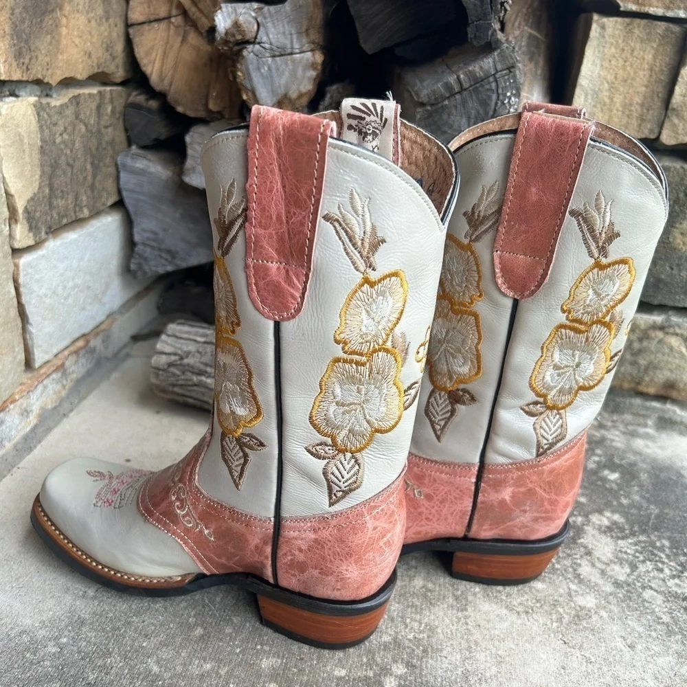 Floral Embroidered Western leather girls Boots - White and Pink Sz-3 girls LocBB